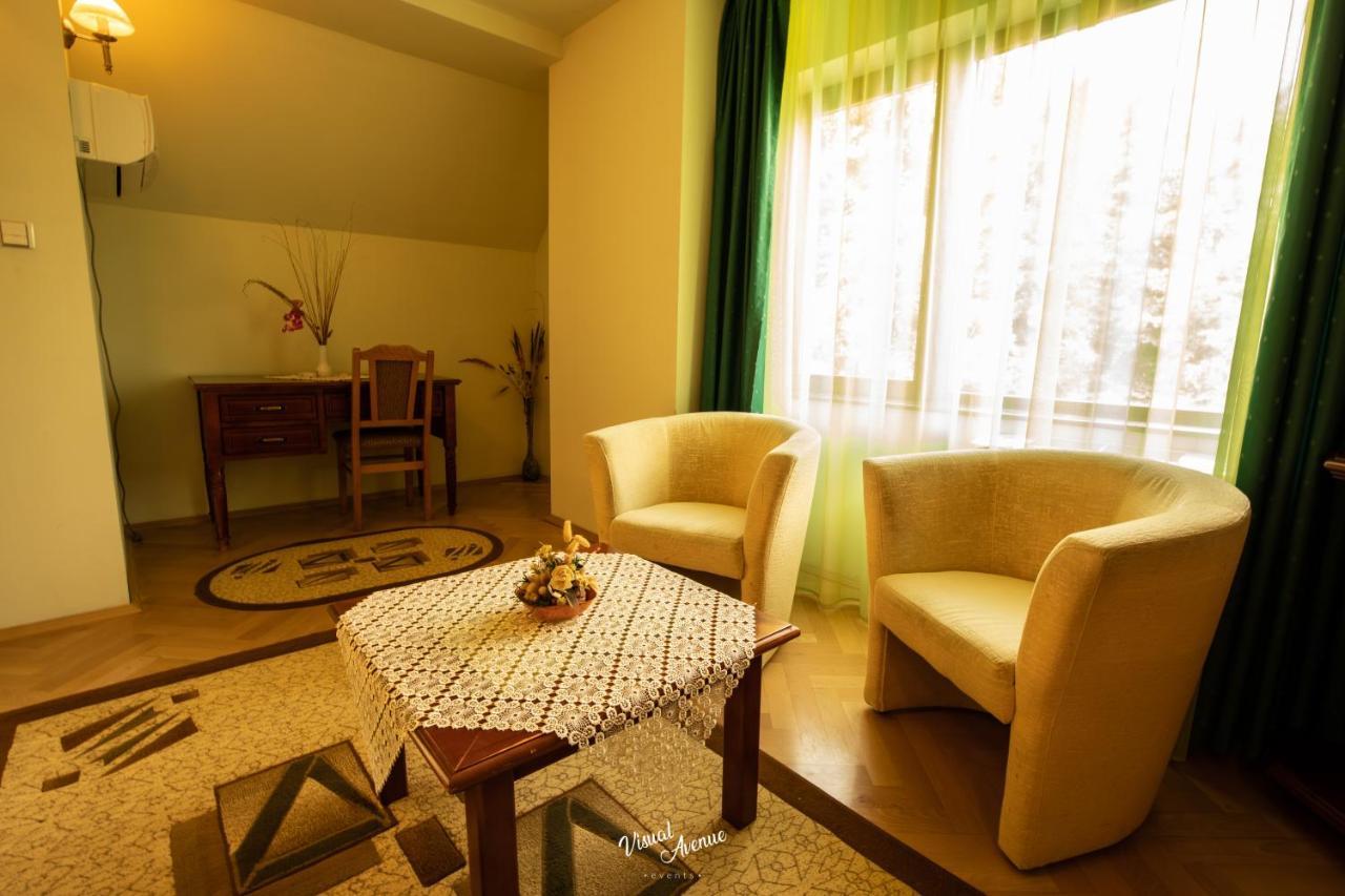 Pensiunea Serena Cluj-Napoca Exteriör bild